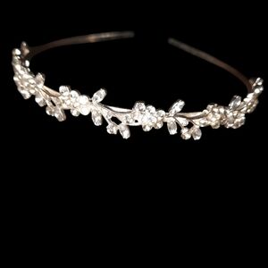 Crystal Floral Silver Headband - Elegant Hair Accessory
